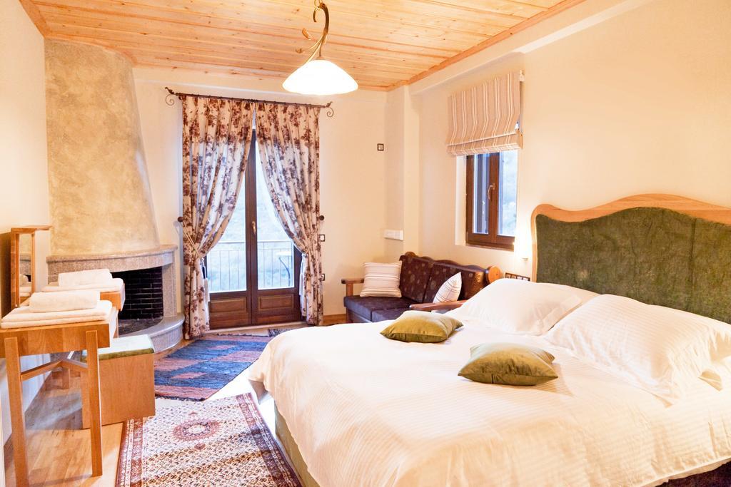 Elova Hotel Zátouna Екстериор снимка